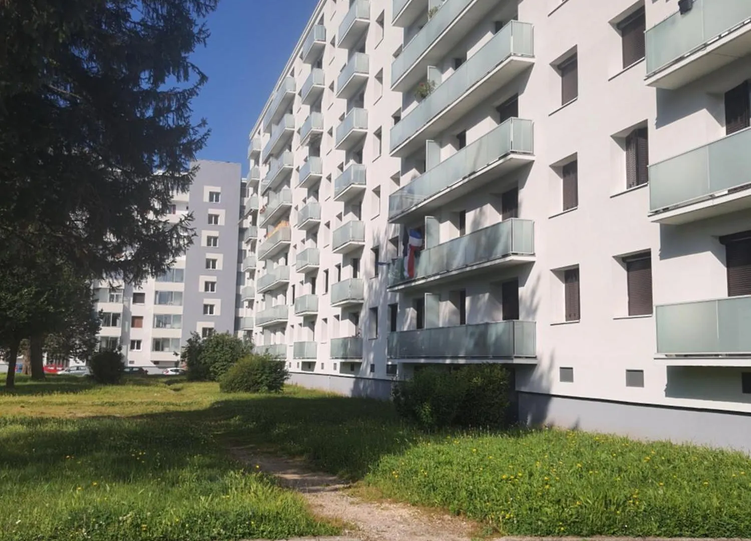 Le Chopin, Appartement 3 Pieces, Parking Gratuit, Balcon, Ascenseur, Wifi Rhut